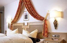 Doppelzimmer im Alpenhotel Tiefenbach Doppelzimmer im Alpenhotel Tiefenbach